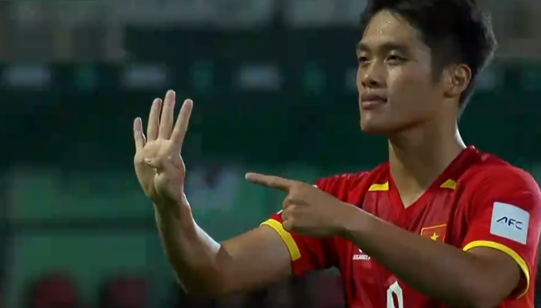 世界杯高清赛事观看平台-超级世界波！阮国越小角度破门，阮庭北助攻，越南5战韩国均破门